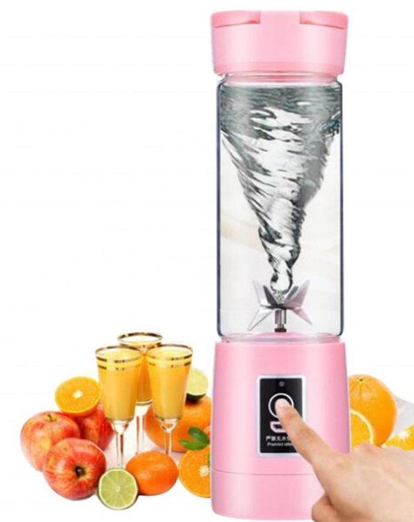 - Portable nutri mix blender za voce i povrce. Zapremina 380 ml. Puni se preko USB prikljucka. Kompaktnog dizajna i visefunkcionalan. Izradjen je od novih netoksicnih PP i PC matierijala. Poseduje duplu zastitu na prekidacu, kao i zastitu od praznjenja baterije. Lako i jednostavno odrzavanje i ciscenje. Jedna casa soka se moze izblendovati za manje od jednog minuta. Boja roze. U kompletu se dobija blender, kabl za USB punjenje. Vodite racuna o vasem zdravlju, spremajte svakodnevno sveze sokove od voca i povrca.