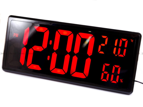 pol pl Zegar cyfrowy z termometrem i higrometrem JVD DH308 1 36x16 cm 69971 2 - Digitalni LED zidni sat sa velikim ekranom ima kontrastne velike cifre, koje su jasne i upadljive, i mogu jasno da vide vreme na udaljenosti od 10 metara. Sadrži funkciju datuma, alarma, vremena i temperature. Zbog svog jednostavnog dizajna uklopiće se uz Vaš enterijer. U isto vreme, veoma je lagan, pa se lako može okačiti na zid, ali se može postaviti na noćni stočić ili radni sto. Materijal - plastika.