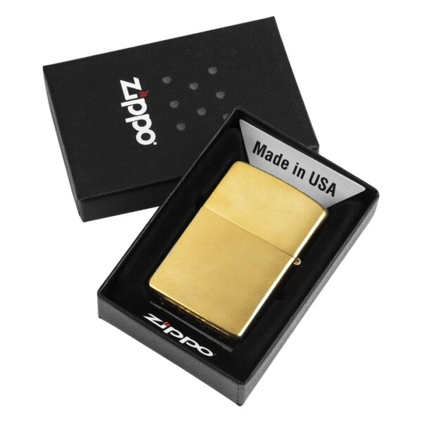2203581 003 - ZIPPO 204 B, metalni upaljač, zlatni