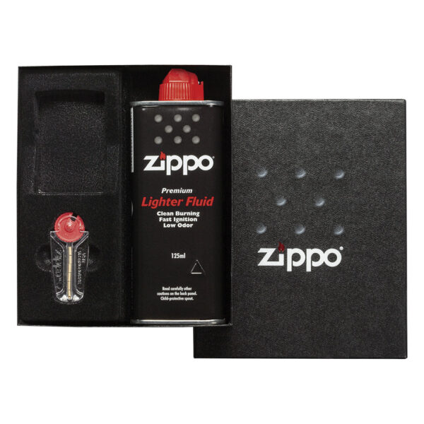 2204710 002 - ZIPPO SET 50R, poklon kutija sa benzinom, kremenom i prostorom za upaljač, crna