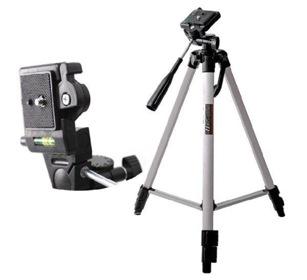 Cvrsto postolje - Novi Stativ Stalak TRIPOD 330A za slikanje i snimanje. Kompatibilan je sa svim vrstama telefona, kamera i digitalnih fotoaparata, težine manje od 2,5 kg. Stalak je prilagođen velikom broju modela mobilnih uređaja i kamera svih proizvođača. Pouzdan je i lagan za nošenje, pa ga možete poneti gde god želite.