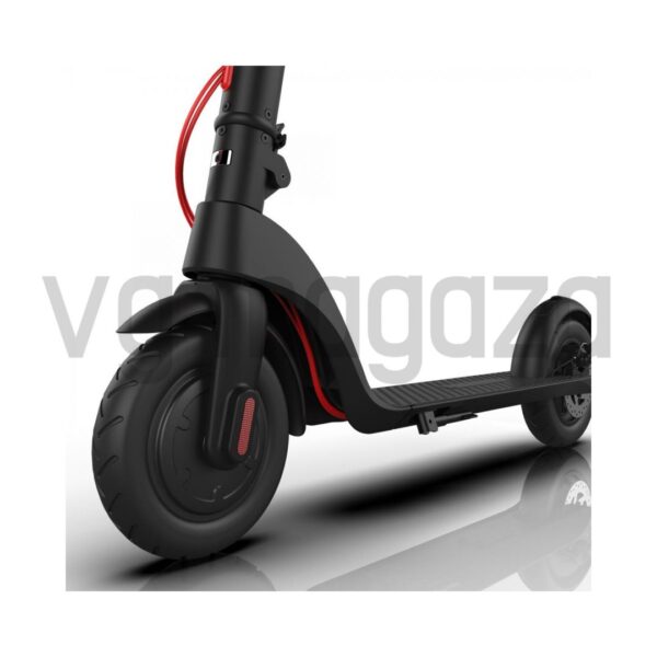 Elektricni skuter E scooter 8 - Električni skuter E-scooter je najpopularniji non-brend električni trotiner ove godine. E-scooter poseduje čvrst aluminijumski ram, odličnu termalnu provodnost i otpornost na koroziju, što električnom skuteru obezbeđuje dugotrajnost. Težina od 12,5kg, super jako prednje svetlo, izdržljiva litijumska baterija koja obezbeđuje vožnju do 30km, uvid u statistiku vožnje putem mobilne aplikacije, su samo neke od savremenih opcija koje su doprinele popularnosti ovog ujedno elegantnog i funkcionalnog električnog skutera.  