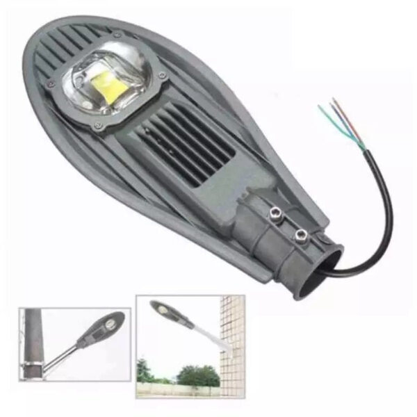 102848032 5f7f6d21517521 87757370IMG cedeeb36b14 - Dosta dobar i kvalitetan reflektor za stubnu montazu na 220v AkcijaJacine 150w6500kDimenzijeduzina 46cmSirina rupe oko 6cm