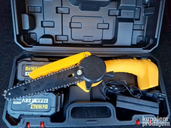 148833639 6404e3ea005f90 13415088IMG 20230305 19 - Aku ručna testera Dewalt 128v + dve baterije Aku Testera – Aku ručna testera Dewalt 128v + dve baterije Aku Testera Aku ručna testera Dewalt 128v + dve baterije Aku Testera – Aku ručna testera Dewalt 128v + dve baterije Aku Testera