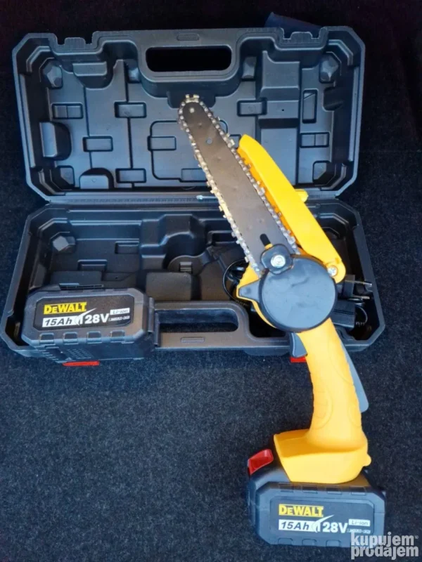 148833639 6404e3eb48d168 10591139IMG 20230305 19 - Aku ručna testera Dewalt 128v + dve baterije Aku Testera – Aku ručna testera Dewalt 128v + dve baterije Aku Testera Aku ručna testera Dewalt 128v + dve baterije Aku Testera – Aku ručna testera Dewalt 128v + dve baterije Aku Testera