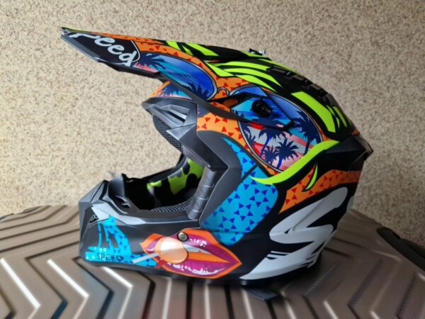 1687729763659 6c1afb4c 4101 4109 a9a5 5a604a7829d8 - Moto cross kaciga 