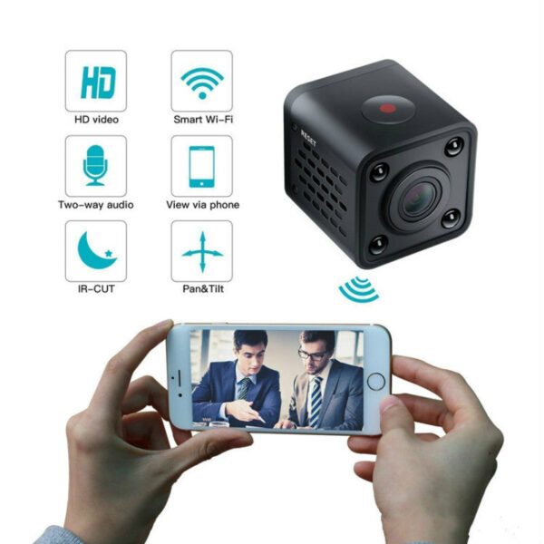 Hdq9 wifi mini camera 1080p full hd bezicna kamera - Wfi IP kamera 1080P HD mini kamera bežična akciona kamera, mini DV DVR kamera, snimač glasaKontrola na daljinu preko aplikacije na mobilnom telefonu, kamera malih dimenzija sa noćnim snimanjem i prenosnom slike i zvuka na daljinu. Gledanje uživo ili pregledanje snimaka, na mobilnom telefonu sa bilo kog mestaSnimanje na mobilnom telefonu ili na mikro SD karticu (sd kartica se ne nalazi u paketu)Senzor pokretaIR diode za nocno snimanjeUgrađena punjiva baterija, omogućava rad kamere oko 1-2 sata, može neprestano raditi i kada je povezana na adapter i kabal. Rezolucija: HD 1080pDimenzije kamere: 33 x 33 x 33 mm