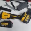 Dewalt Aku brusilica 88v i dve baterije AKU brusilica Dewalt - Image 3
