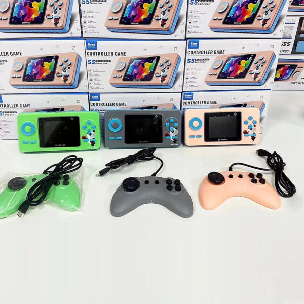 S5 Video Game Consoles 1020mAh Battery Wired Arcade Game Console Single Double Player 4K HD Screen jpg Q90 jpg d54da6e1 8829 46a4 8ab9 b9ab8ba5e8f4 - Retro klasična ručna igraća konzola 4K HD ekran