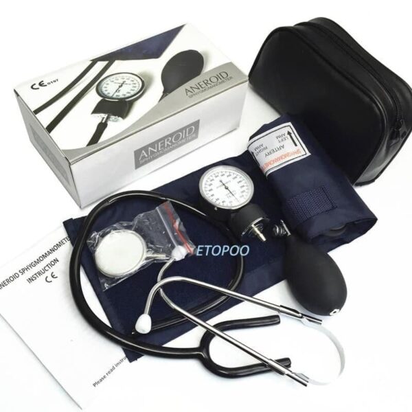 aneroidni aparat za merenje krvnog pritiska 197193 - Aneroidni aparat za merenje krvnog pritiska Visoko kvalitetni i precizni aparat za svakodnevnu upotrebu Manometarski merač visokog kvaliteta i preciznosti. </p> Aneroidni merač krvnog pritiska sa manometrom i stetoskopom je opštepoznat aparat za merenje krvnog pritiska. Jednostavan je za upotrebu i ima visoku tačnost izmerenih rezultata. Koristi se za merenje krvnog pritiska kod kuće.
</p>
</p> Sadrži stetoskop i profesionalnu manžetnu za obim ruke do 32 cm
Jednostavna upotreba aparata i lako očitavanje
Raspon merenja krvnog pritiska: 0 – 300 mmHg
Tačnost: (+/- 2-4 mmHg)
Torbica za čuvanje aparata
</p>
</p>