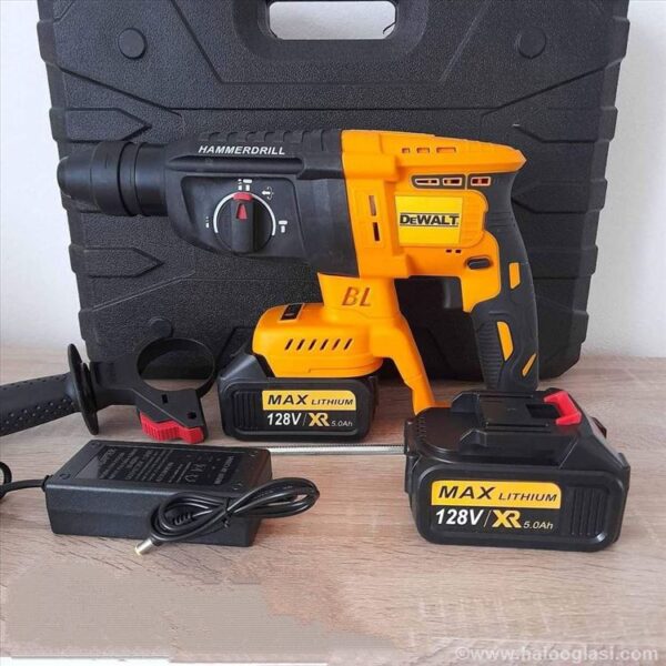 dewalt aku hilti busilica 128v dve baterije 5425641395135 71798371065 - Aku hilti Dewalt na baterije
Ima potenciometar, obavlja dve funkcije busi i stema
Snaga 780w
Pogodan za rad na terenu, fasade i ostalo
Sa 2 baterije i brzi punjac
Dolazi u kuferu
Broj obrtaja u praznom hodu 0 – 1.100 min-1
Broj udaraca 0 – 4.500 min-1
Jačina pojedinačnih udaraca 2,4 J
Učinak bušenja – čelik|beton|drvo Ø — 13/24/32 mm
Učinak bušenja – krunasto svrdlo Ø — 65 mm