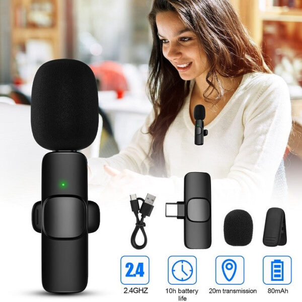 k9 wireless dual microphone for iphone and android 2022 09 29 6335d0a9d2b2a 66d32fba e28c 4ee0 9c60 d1f89f258b6a - Omogućava praktično snimanje zvuka u pokretu kao i pri sedenju.  Savršen za intervjue, video snimke, vlogove, podkastove i još mnogo toga. Jednostavno korišćenje: Inovativni Lavalier mikrofon se razlikuje od drugih, što uključuje predajnik i prijemnik, oni će se automatski povezati, tako da APP i Bluetooth nisu potrebni. Samo priključite prijemnik u uređaje i reprodukujte ga direktno. Mini veličina pomaže da se lako zakači na kragnu, kravatu ili džep. • Frekvencija: 2.4 GHz• 0.009 s ultra - mala latencija• Pametno poništavanje buke• 10h dugo radno vreme• Sinhronizacija zvuka i slike• Prijem zvuka u realnom vremenu• Mali i prenosiv• Prijemnik za Type-C 