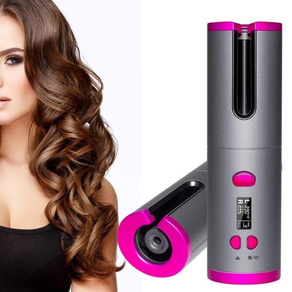 portable cordless automatic hair curler beauty wellness telnorthe 307397 800x 1200x1200 8b71fdab f1a5 4a96 be88 7391bc594b08 - Bežični automatski uvijač za kosu - Jedinstveni zapetljani dizajn i automatska rotacija unazad kako bi se izbegli problemi sa zamršenom kosom. Takođe je energetski efikasan. Prenosni dizajn savršen je za sve koji vole putovanja. Dugo radno vreme - sa velikim kapacitetom baterije od 5000mAh, naš bežični uvijač za kosu može raditi i do 70 minuta. Ne brinite više o pronalaženju napajanja. Paket dolazi sa uvijacem, torbom za odlaganje, pogodnom za vašu upotrebu I kablom za punjenje uredjajaMaterijal Keramika Turmalin, KeramikaIzvor napajanja BaterijaDizajn bez kabla, neće vam smetati neuredni i zamršeni kablovi, svoj stil kose možete definisati bilo kada i bilo gde. U poređenju sa tradicionalnim uvijačima za kosu, sa našim bežičnim automatskim uvijačem nisu potrebni složeniji koraci i nisu potrebne veštine. Samo jednim klikom za početak, definitivno ćete biti zapanjeni efektom uvijanja i iskustvom. Inteligentni uvijač: Automatsko uvijač je sproveo pametni senzorski čip, što znači da će se štapić za uvijanje automatski isključiti ako previše kose stavite ili kosa nije na svom mestu kako biste izbegli povlačenje kose. Pored toga, bežični automatski uvijač će se isključiti ako se u 10 minuta ne otkrije nijedna operacija kako bi se sačuvao vek trajanja baterije i izbegle nebezbedne situacije. Napajanje: USB 5vJacina: 34w