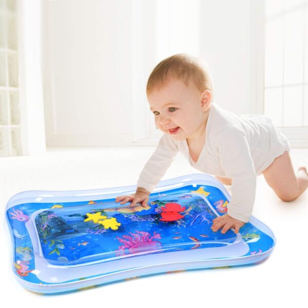 vodena prostirka za bebe 606120 - Važno je od malih nogu pružiti deci priliku da istražuju svet oko sebe i razvijaju motoričke i kognitivne sposobnosti.