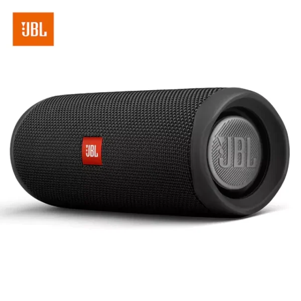 JBL XTREME Bluetooth2 - Vreme je za ultimativni prenosni Bluetooth zvučnik koji bez problema proizvodi snažan stereo zvuk zahvaljujući kućištu sa 4 aktivna zvučnika i 2 vidljiva Bass radijatora.