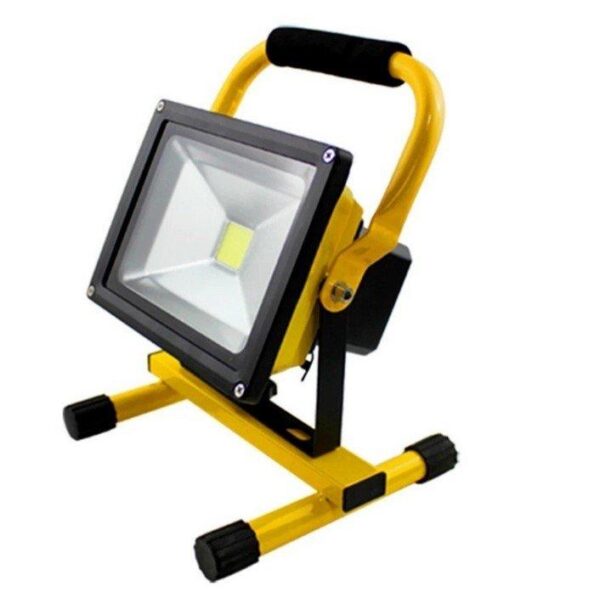 108892387 6006bc83cf3433 10249942prenosivi refle - Prenosivi led reflektori 10 i 30 w, mobilni reflektori