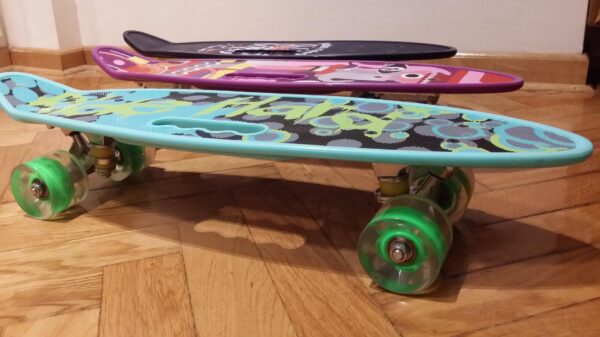 111971644 609684c9ddbdf1 83482497skejt rupa 2 - Skejt skateboard Penny board svetleci silikonski tockovi