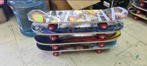 137535810 628a93cbd16bf2 889154921653248955375 - Skejtbord / skate board drveni