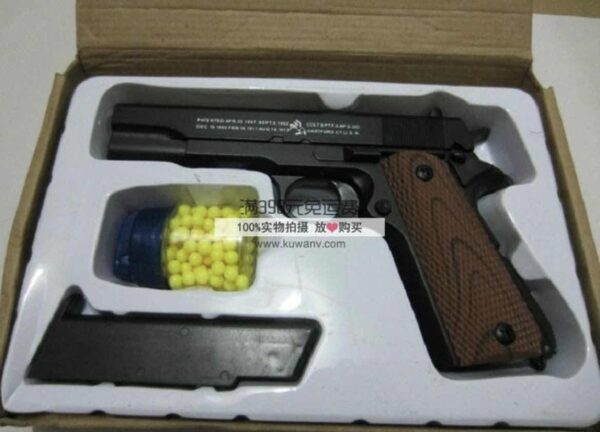 138553881 62ae4123ec6536 09082043image - Ovaj metalni pistolj namenjen je starijoj deci koja uživaju u igri sa replikama oružja. Evo ključnih karakteristika ovog modela: