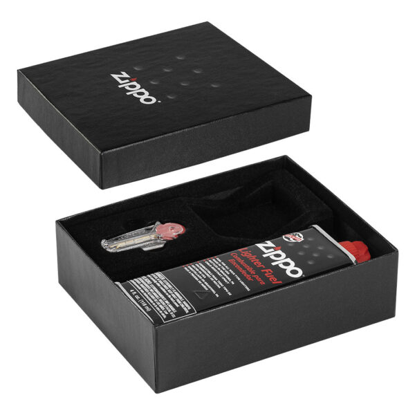 2204710 001 - ZIPPO SET 50R, poklon kutija sa benzinom, kremenom i prostorom za upaljač, crna