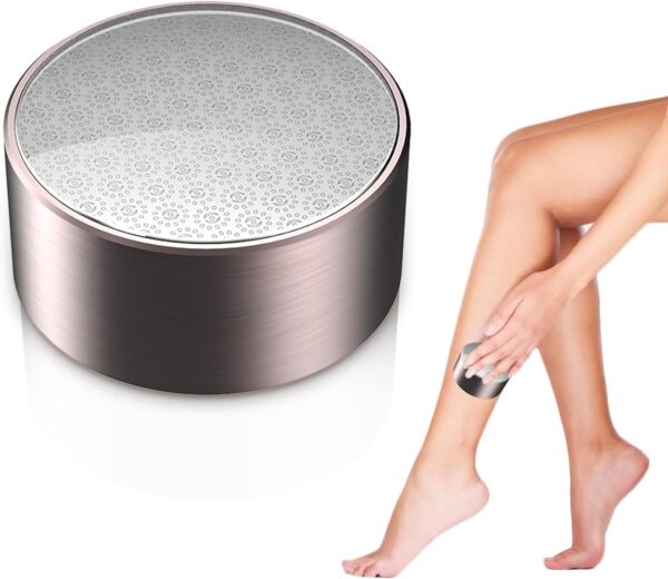 Multifunkcionalni3u1NanoEpilatorzaTelo1 - Multifunkcionalni 3 u 1 Nano Epilator za TeloUpoznajte revolucionaran epilator koji kombinuje tri ključne funkcije za besprekorno održavanje lepote vaše kože. Ovaj 3-u-1 epilator koristi nanostaklo i leguru aluminijuma, pružajući vam vrhunski tretman epilacije, ljuštenja i oštrenja noktiju, sve u jednom uređaju.Ključne karakteristike:Bezbolni 3-u-1 Epilator: Inovativni dizajn omogućava upotrebu sa obe strane, pružajući vam svestranost u održavanju vaše kože. Nanostaklo i legura aluminijuma garantuju dugotrajnost i efikasnost.Ekološki prihvatljiva i Magična Nanokristalna Tehnologija: Ova tehnologija omogućava nežno trljanje po koži, koristeći magične kristale koji usporavaju rast dlačica. Tretman sa nanokristalima postaje ritual sa tri koraka: tretiranje mlakom vodom, nežno trljanje u krug na koži, i korišćenje hidratantnog losiona nakon uklanjanja dlačica.Bezbolna Elastika za Kozu: Fizički epilator pruža udobnost, zdravlje i potpunu bezbolnost. Nije potrebno punjenje, a može se koristiti do 5 godina. Preporučuje se za različita područja tela, uključujući zglobove, ruke, noge, grudi i leđa. Savetuje se testiranje na manje osetljivim područjima pre upotrebe na osetljivim delovima kože.Prenosiv i Jednostavan za Upotrebu: Kompaktan dizajn omogućava lako nošenje, čineći ga savršenim za putovanja. Lako se čisti jednostavnim ispiranjem vodom. Pruža efikasno uklanjanje neželjenih dlačica, žuljeva, zanoktica i mrtve kože.Savršen Poklon: Ovaj elegantan i jedinstven epilator sa nanokristalnom tehnologijom čini savršen poklon za ljubavnike, žene, prijatelje i porodicu. Pruža ne samo praktičnost u održavanju lepote kože, već i luksuzno iskustvo u uklanjanju dlačica.Uživajte u nežnom tretmanu za vašu kožu uz ovaj multifunkcionalni 3 u 1 Nano Epilator, i osećajte se samopouzdano sa svakim trenutkom.