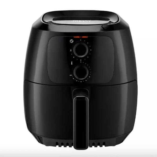 SK YG 8026 img2 - Airfryer je inovativni kućni aparat za pripremu hrane koji koristi tehnologiju zračnog hlađenja za zdraviju alternativu tradicionalnom prženju u ulju. Pomoću Airfryera možete pripremati razne vrste hrane, uključujući meso, povrće, krumpir i slično, bez dodavanja velike količine ulja. Ovaj aparat ima precizne kontrole temperature i vremena pečenja, kako bi se osiguralo da hranu pripremite do savršene mekoće i arome. Takođe, Airfryer ima jednostavan dizajn i lako se čisti, što ga čini idealnim za svakodnevnu upotrebu. Airfryer je odlična opcija za sve koji žele zdraviju i jednostavniju pripremu hrane bez kompromisa na ukusu i kvalitetu.